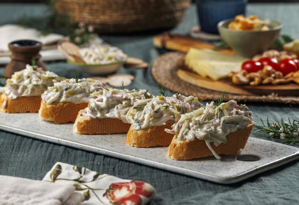 Ensaladilla de puerro con jamón