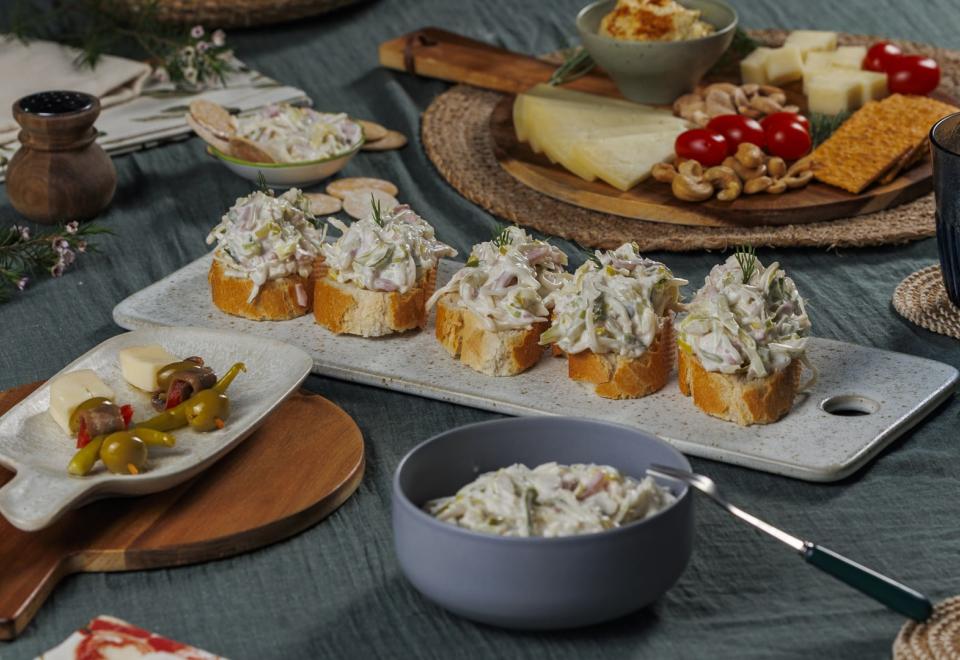 Ensaladilla de puerro con jamón
