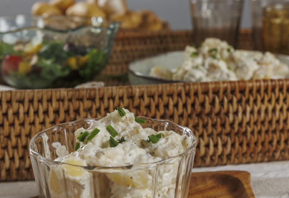 Ensaladilla patatas alioli