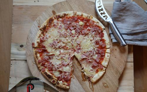 Pizza thin crust